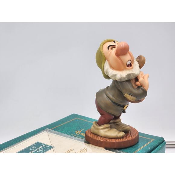 WDCC Sneezy Snow White Seven Dwarfs “Ah-Choo!” Disney Retired Vintage COA Box - Picture 14 of 16
